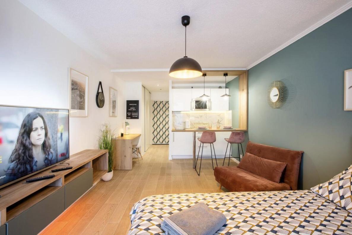 Studio Terrasse & Parking Gratuit En Residence Ним Экстерьер фото